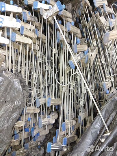 Вешалка с пришепками