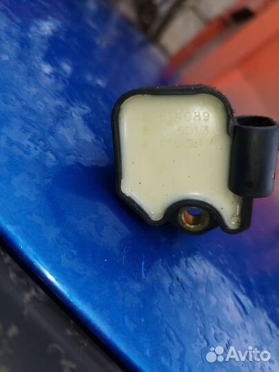 Катушка зажигания hitachi 2504089 Cadillac