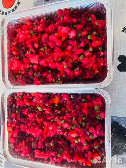 Домашние салаты, закуски и холодец