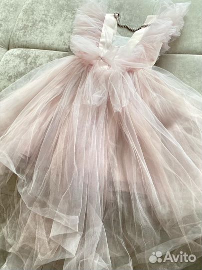 Нарядное платье для девочки