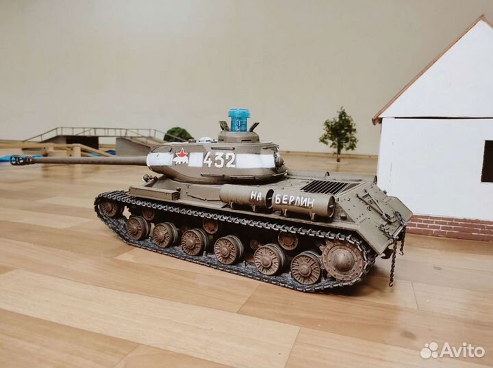 Инфракрасные танковые бои на реалистичном полигоне