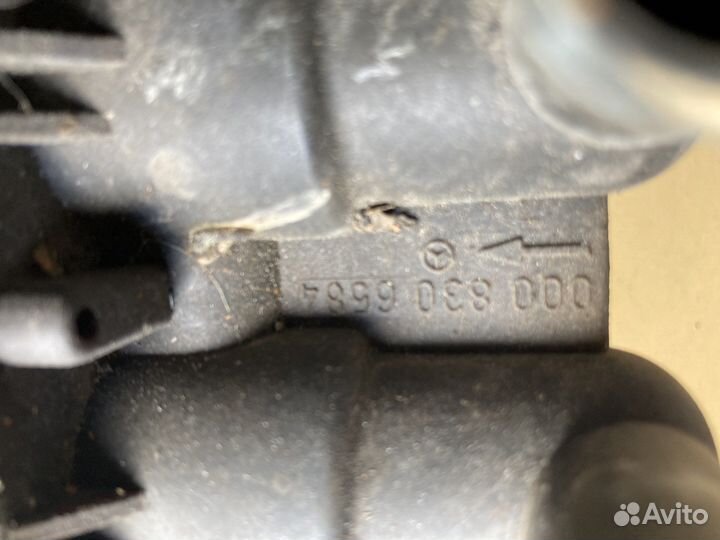 Клапан печки Мерседес 124 1990 год