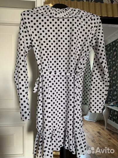 Платье в горошек