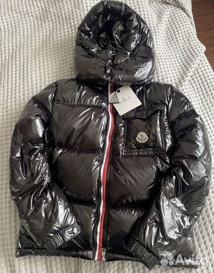 Пуховик moncler