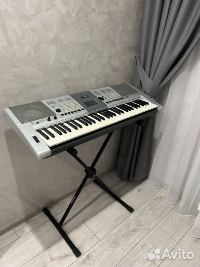 Синтезатор Yamaha psr e403