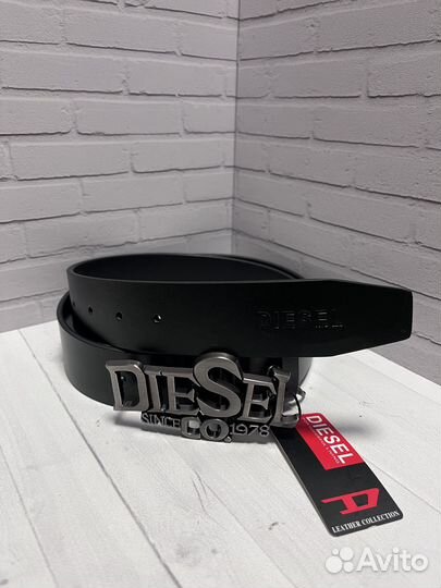 Ремень мужской кожаный Diesel логотип