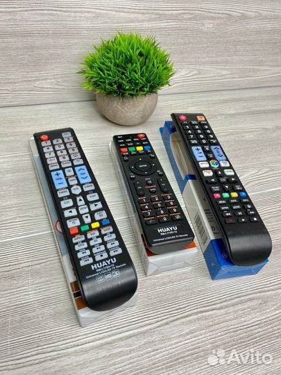 Универсальный пульт для телевизоров и Smart TV