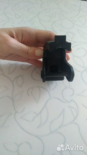 Держатель тормоза и тормозная колодка Reaction