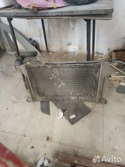 Радиатор охлаждения с вентилятором Opel Vectra B