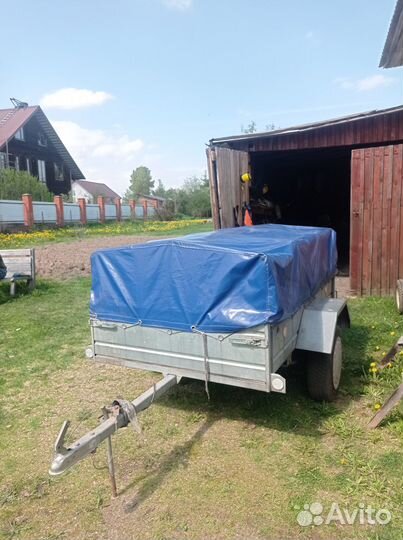 Прицеп вектор лав