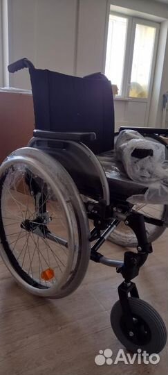 Коляска для инвалидов прогулочная новая