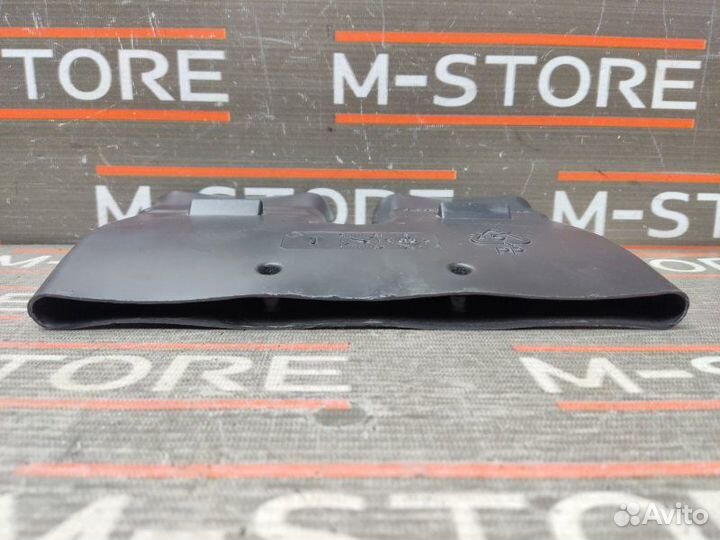 Воздуховод печки задний левый Bmw X5 E53 M54B30