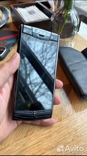 Vertu Signature Touch Pure Navy Lizard, 2/64 ГБ