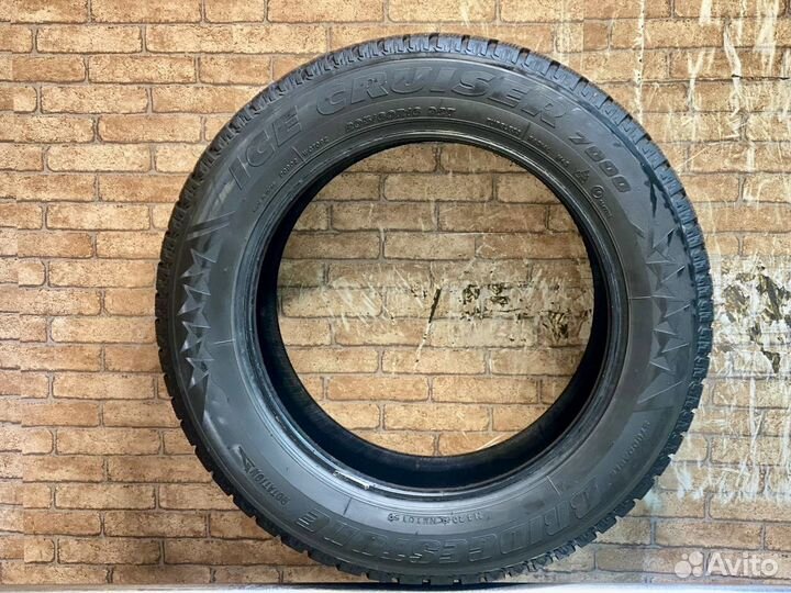 Bridgestone Ice Cruiser 7000 205/60 R16