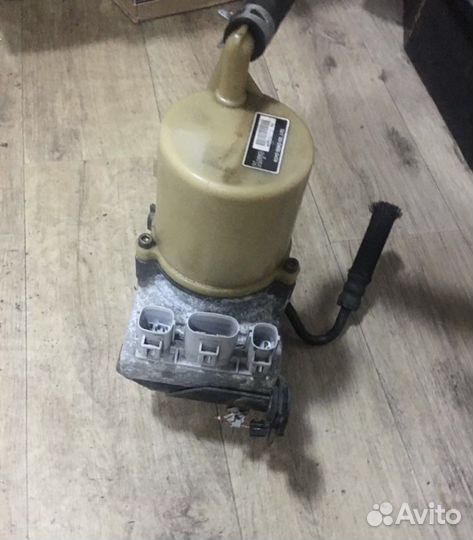 Насос гур Mazda 3 BK 2.0 LF