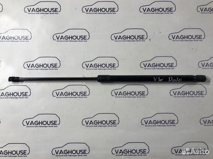 Амортизатор багажника Volkswagen Polo 2014