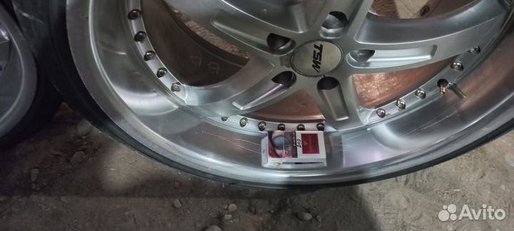 Колеса на mercedes r20