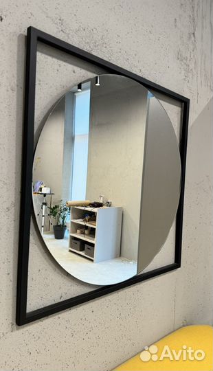 Зеркало настенное