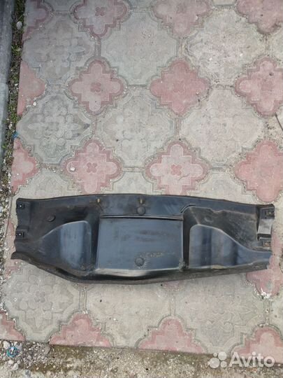 Пыльник,защита трапеции стеклоочистителя Renault S