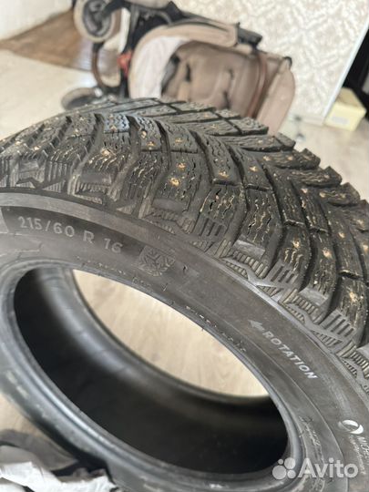 Michelin X-Ice North 4 215/60 R16