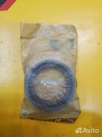 1043153 сальник 104-3153