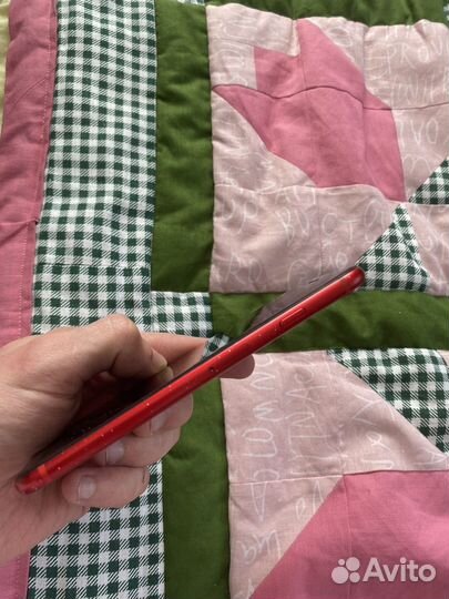 iPhone 8, 64 ГБ