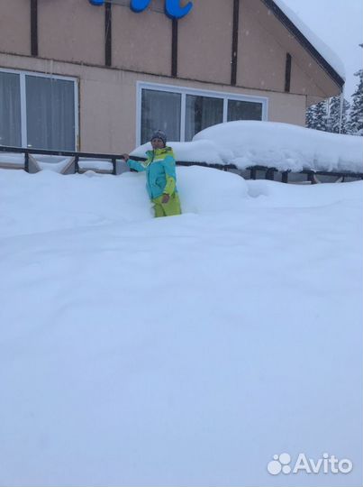 Горнолыжный костюм женский