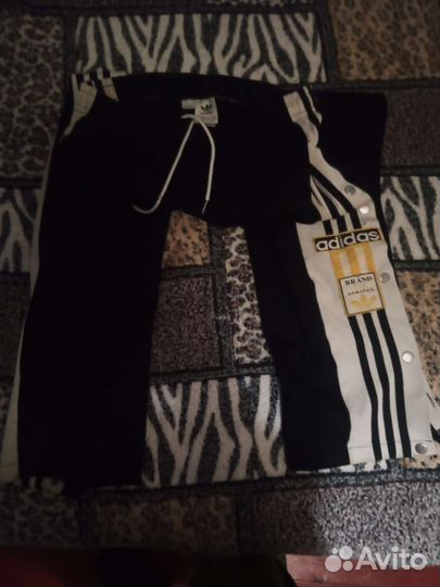 Adidas адибрейк штаны