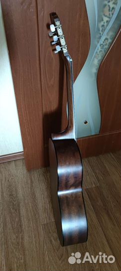 Отличная классическая гитара Cort