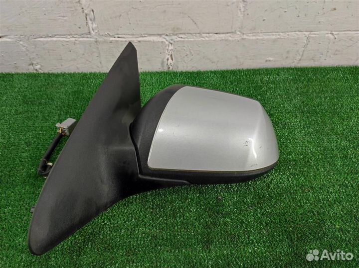 Зеркало левое Ford Mondeo 3 2002
