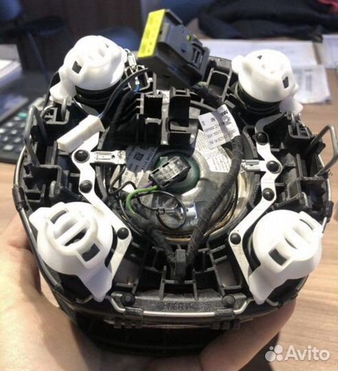 Подушка безопасности BMW F30