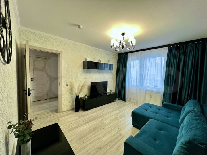 2-к. квартира, 51 м², 5/15 эт.