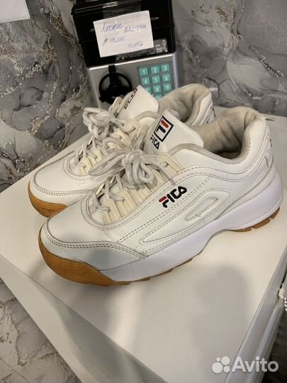 Кроссовки женские