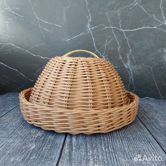 Хлебница клош плетеная