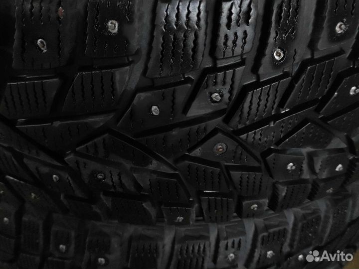 Dunlop Grandtrek Ice 02 215/60 R17