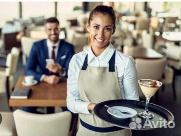 Официант (с проживанием)
