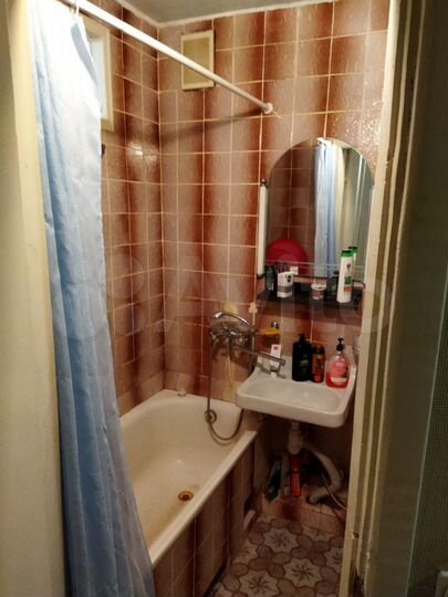 Комната 18 м² в 2-к., 2/5 эт.