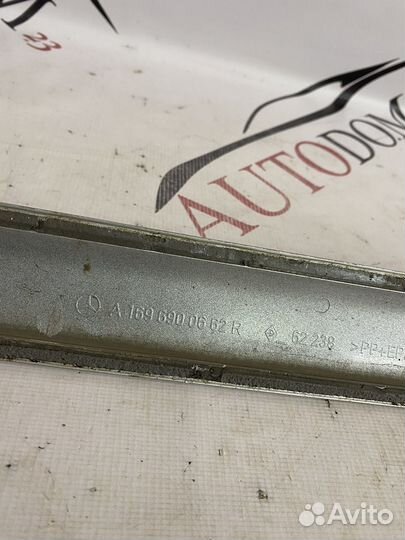 Mercedes w 169 купе молдинг двери