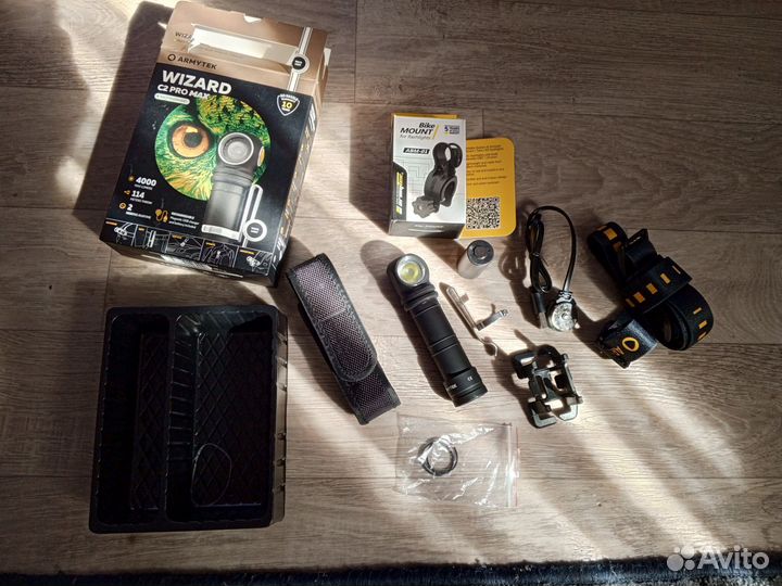Фонарик armytek wizard C2 PRO MAX