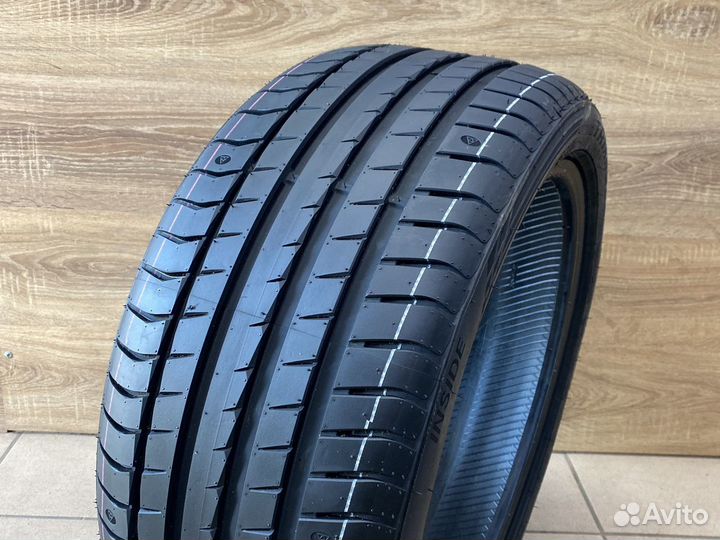 Triangle EffeXSport TH202 245/35 R18 92Y