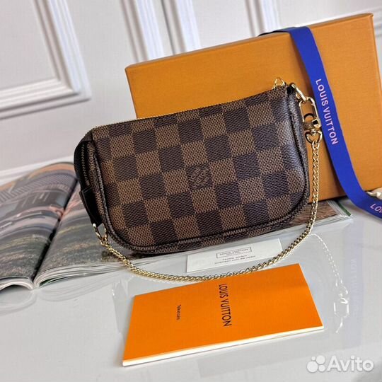 Сумка Louis Vuitton Mini Pochette Accessories