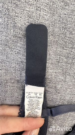 Бюстгальтер calvin klein