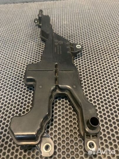 Маслоотделитель Lexus Ls 4 1UR-FSE 2007