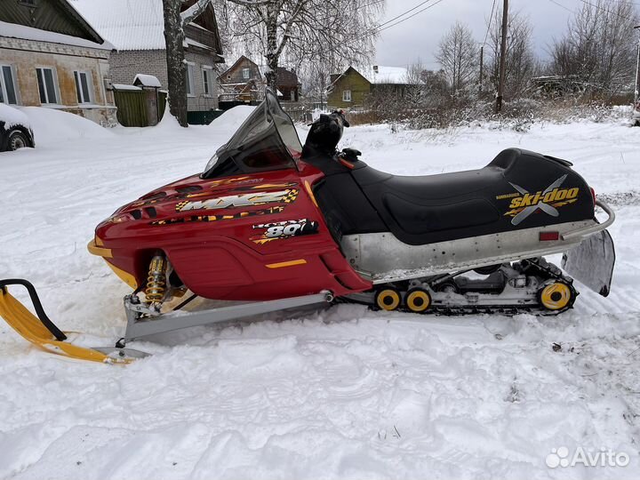 BRP Ski-Doo MXZ X800
