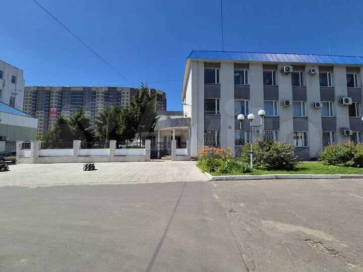 2 этажа офисов+подвал+гараж