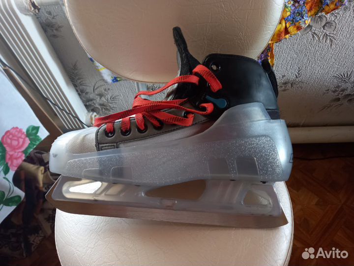 Вратарские коньки nike bauer XIV vapor