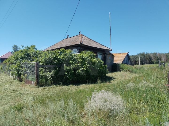 Дом 30 м² на участке 20 сот.