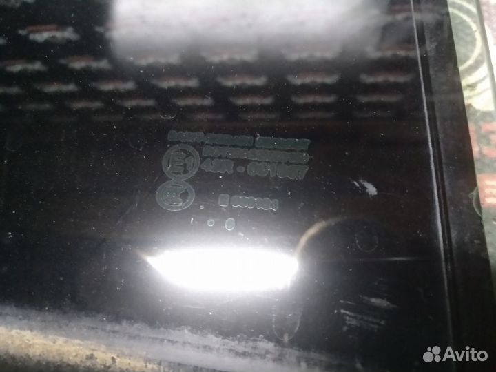 Стекло задней двери Jaguar X-Type