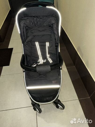 Детская складная коляска