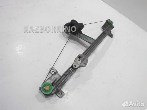 Стеклоподъемник механический задний правый